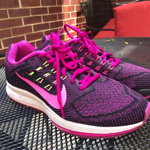 nike zoom structure 18